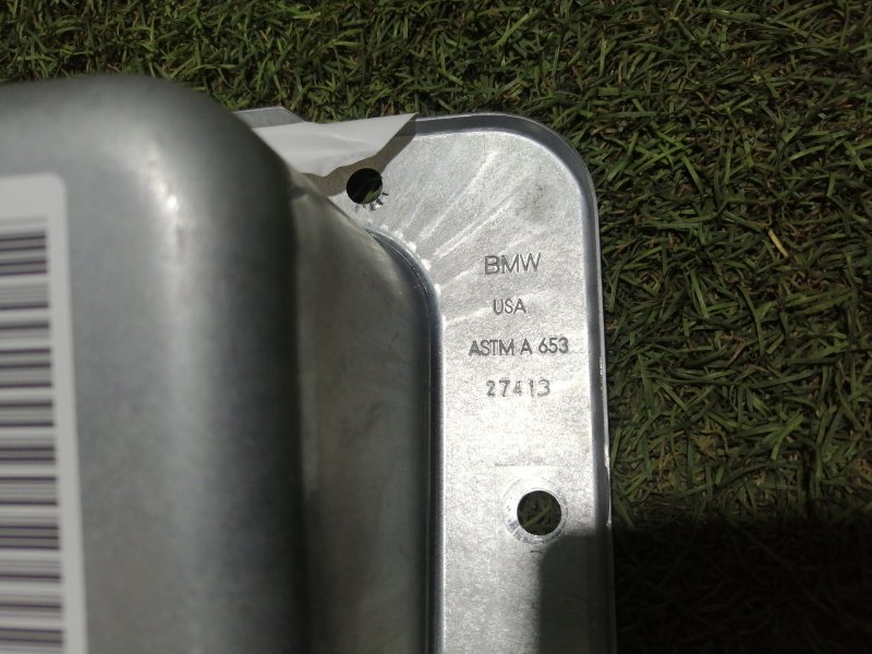 Подушка безопасности пассажирская (в торпедо)