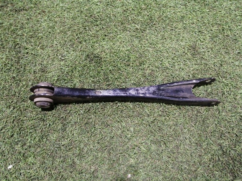 Рычаг задний