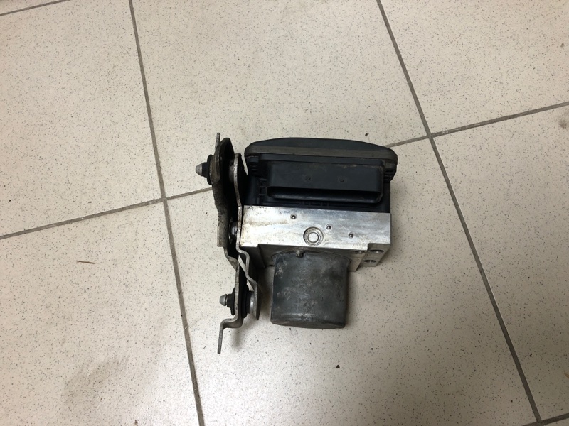Блок ABS (насос)