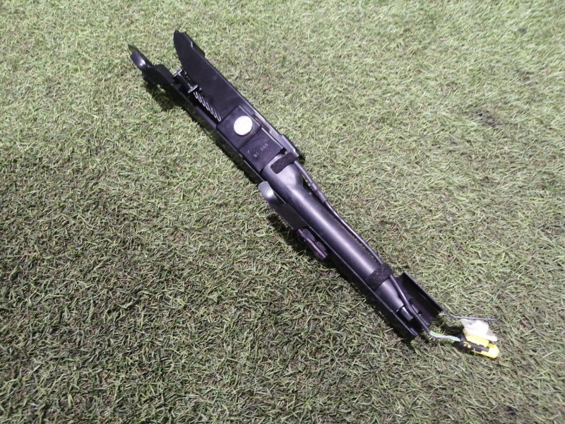 Ответная часть ремня безопасности