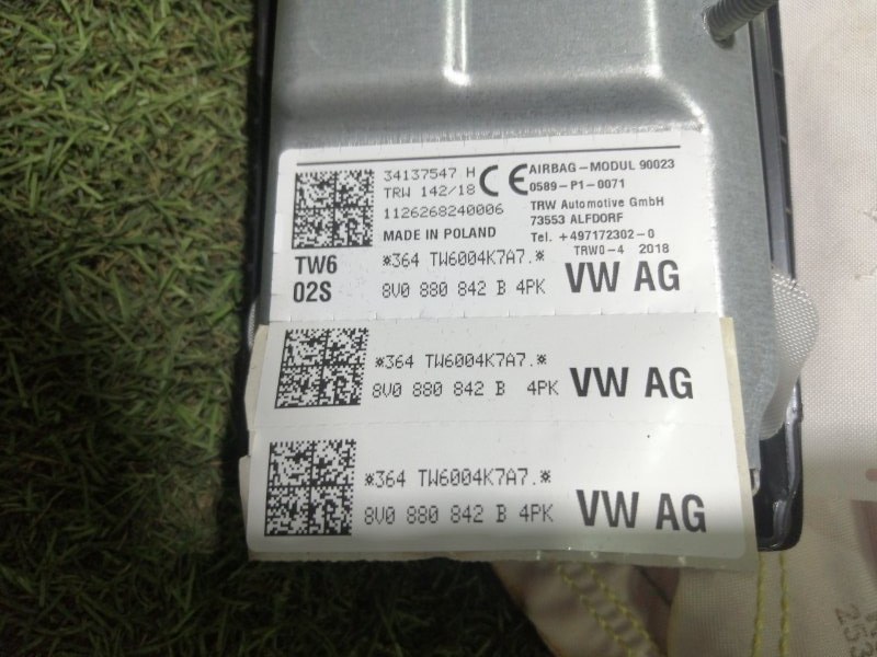 Подушка безопасности в рулевое колесо