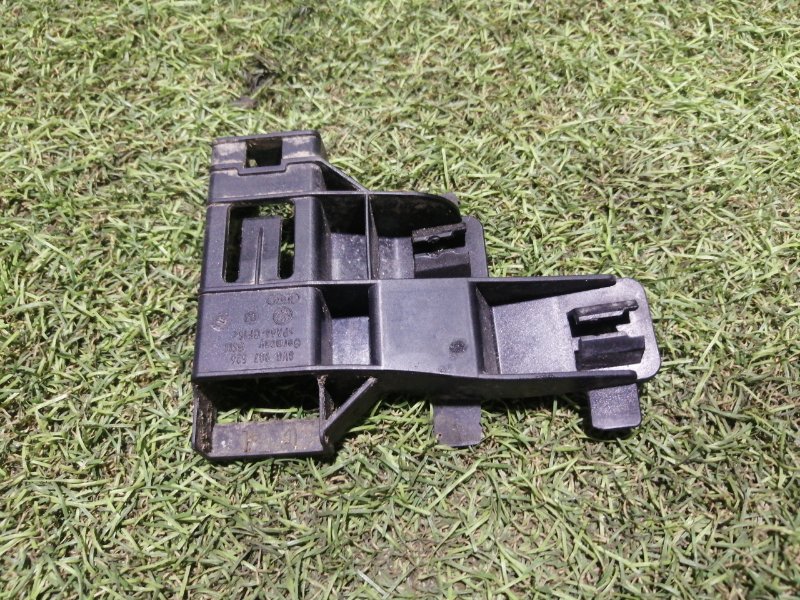 Кронштейн крепежный вспомогательный (разного назначения)