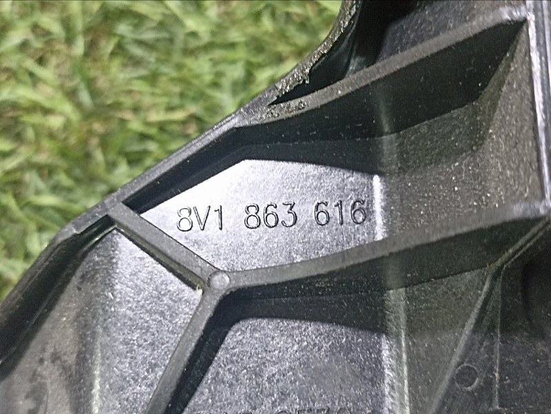 Кронштейн крепления торпедо