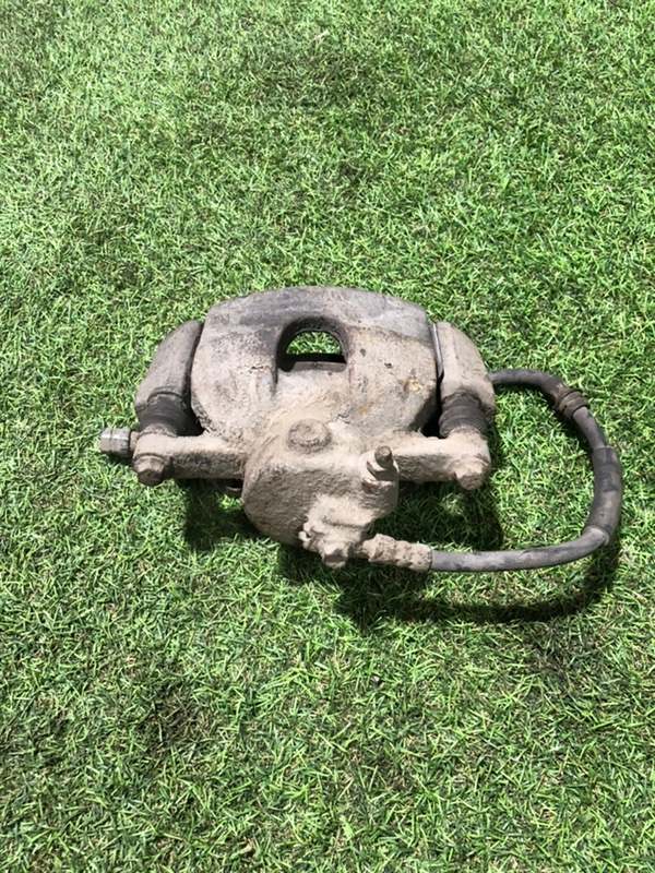 Суппорт передний правый