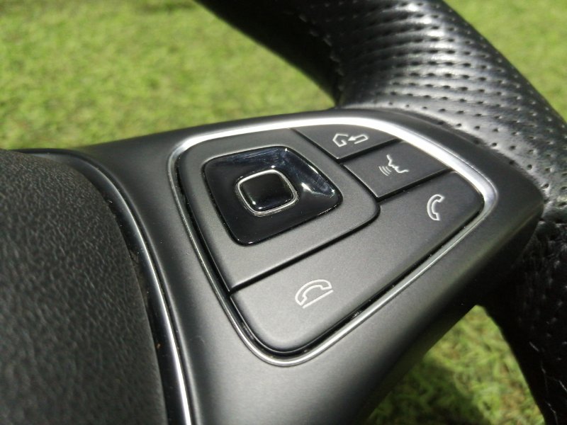 Рулевое колесо (руль)