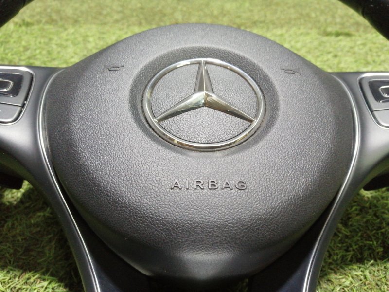 Рулевое колесо (руль)