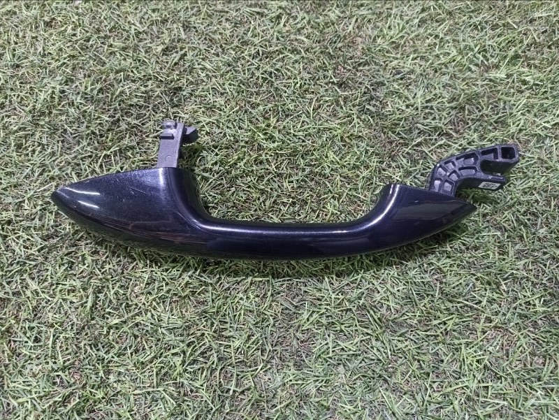 Ручка двери наружная правая