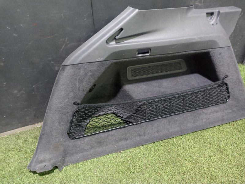 Обшивка багажника