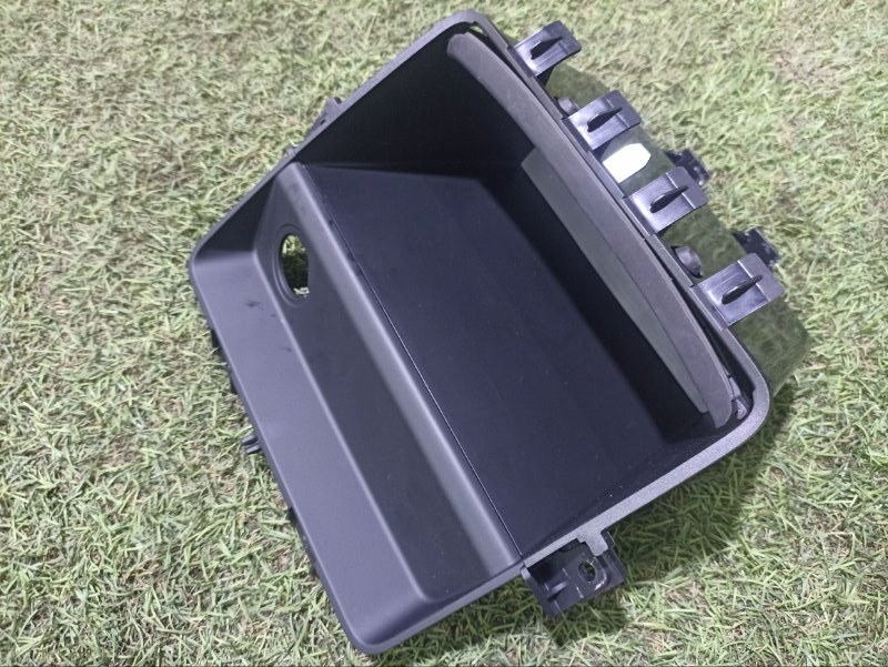 Ящик передней консоли