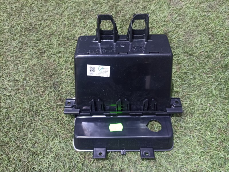 Ящик передней консоли