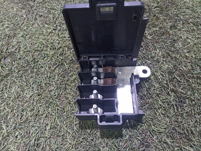 Блок предохранителей