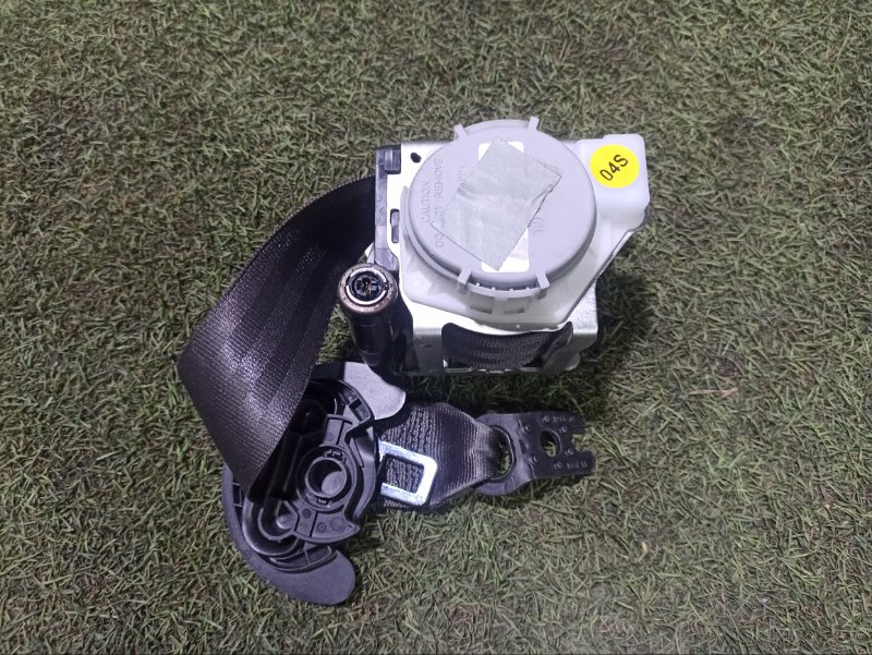 Ремень безопасности