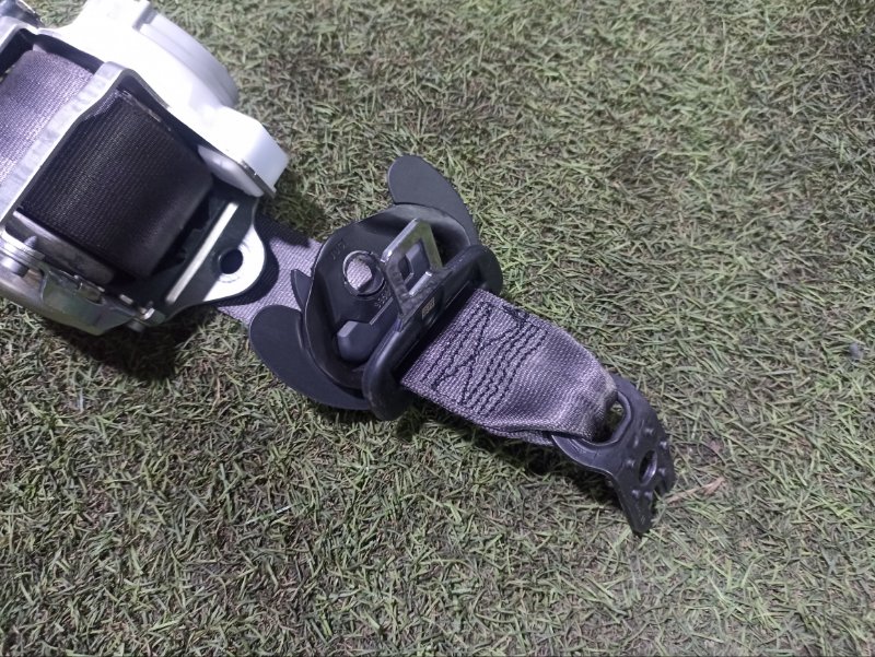 Ремень безопасности