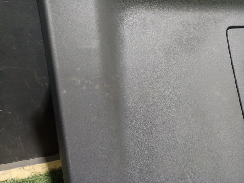 Обшивка багажника