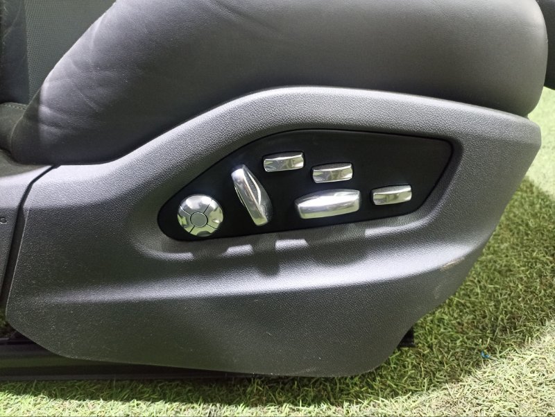 Сиденья комплект