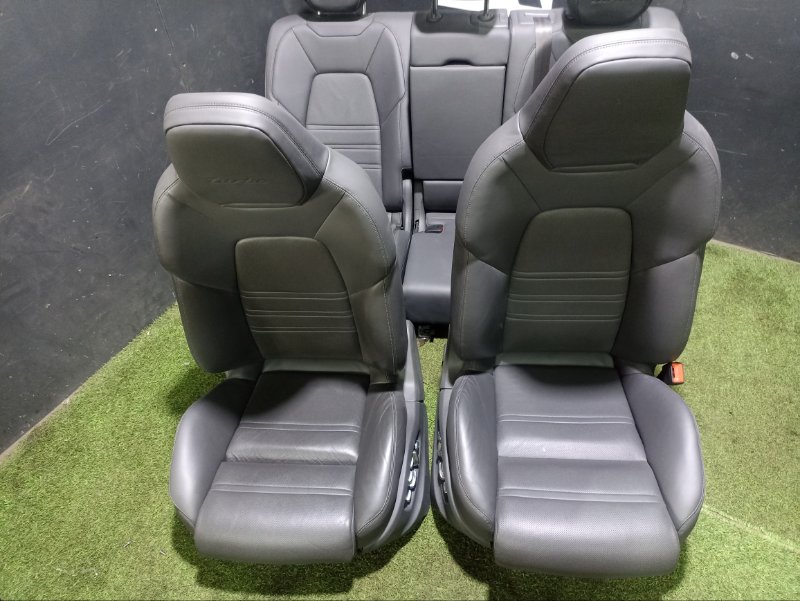 Сиденья комплект