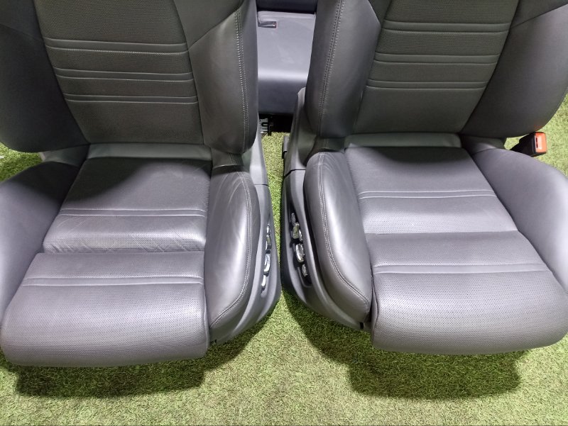 Сиденья комплект