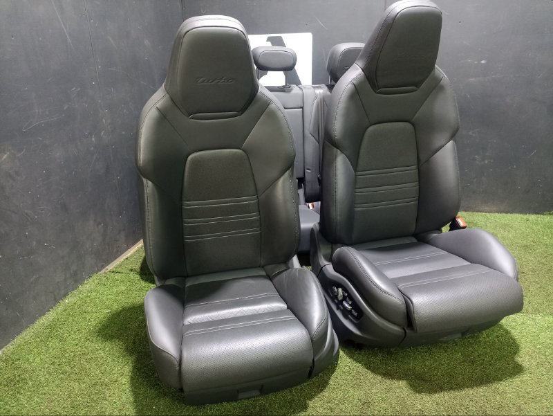 Сиденья комплект