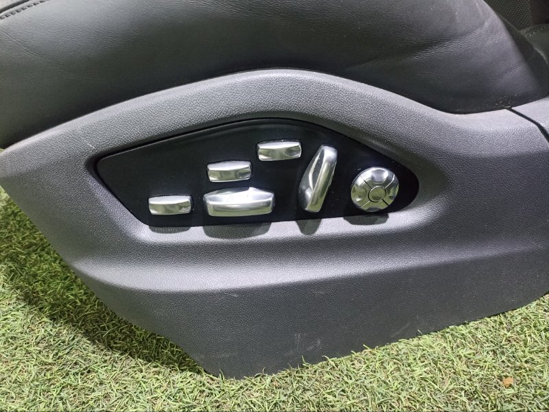 Сиденья комплект