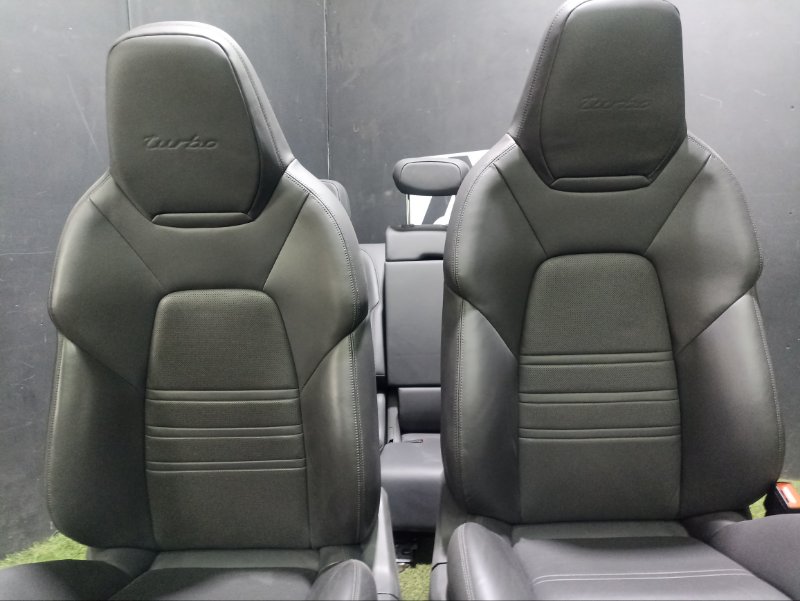 Сиденья комплект