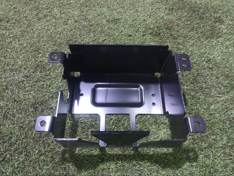 Крепление АКБ (корпус/подставка)