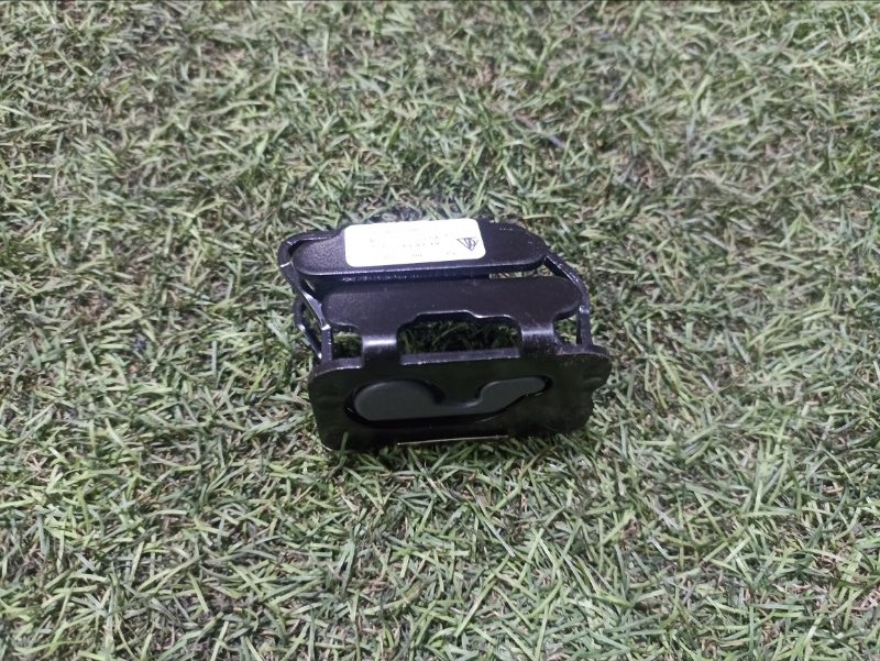 Кронштейн крепежный вспомогательный (разного назначения)