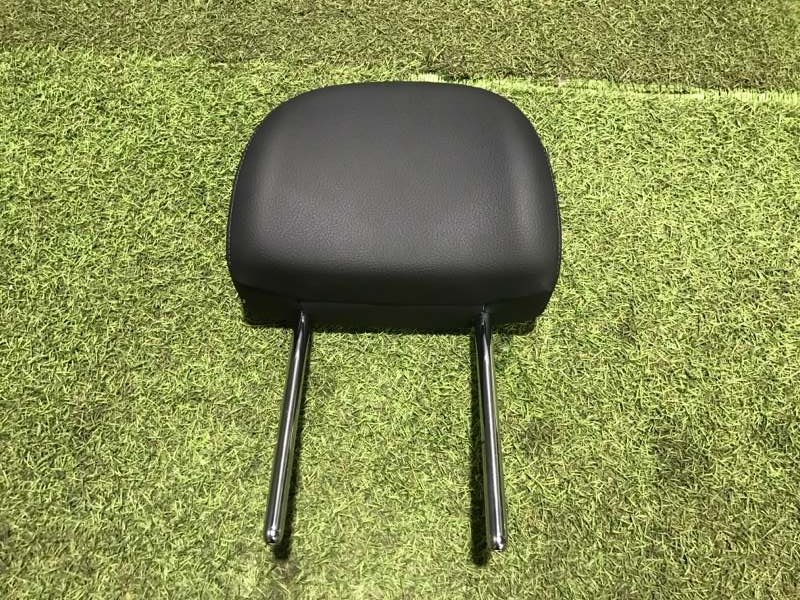 Подголовник сиденья