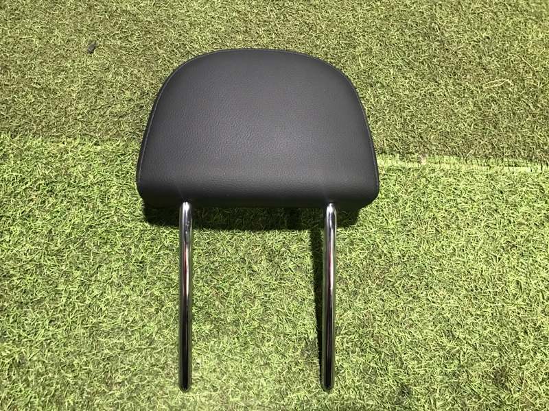 Подголовник сиденья