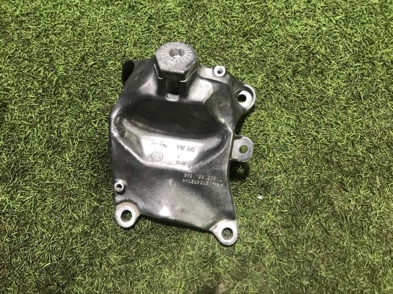 Кронштейн опоры двигателя