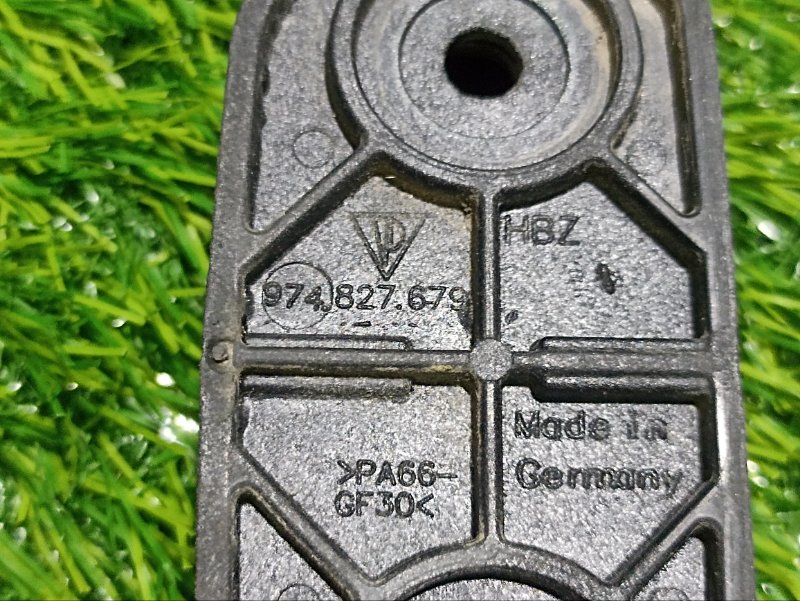 Отбойник двери