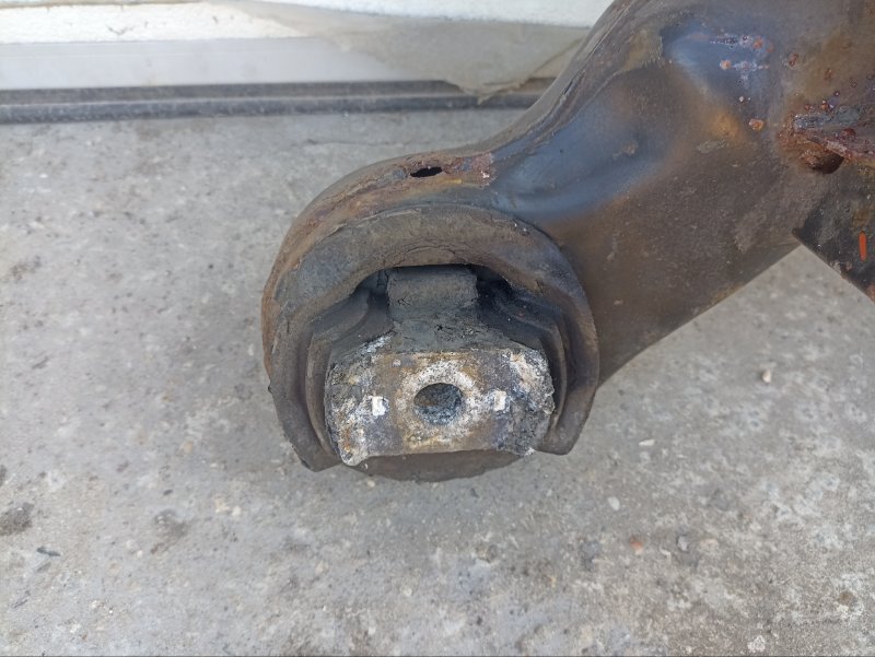 Балка задняя