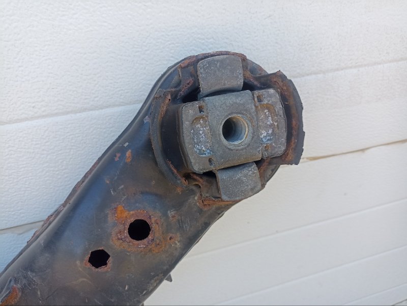 Балка задняя