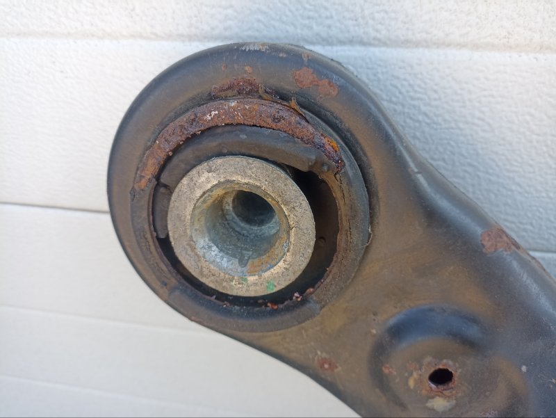 Балка задняя