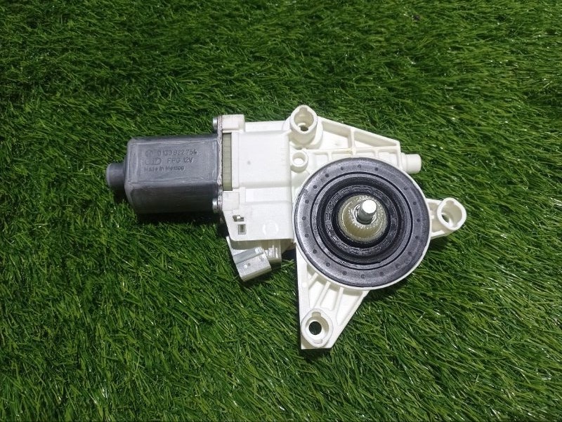 Моторчик стеклоподъемника