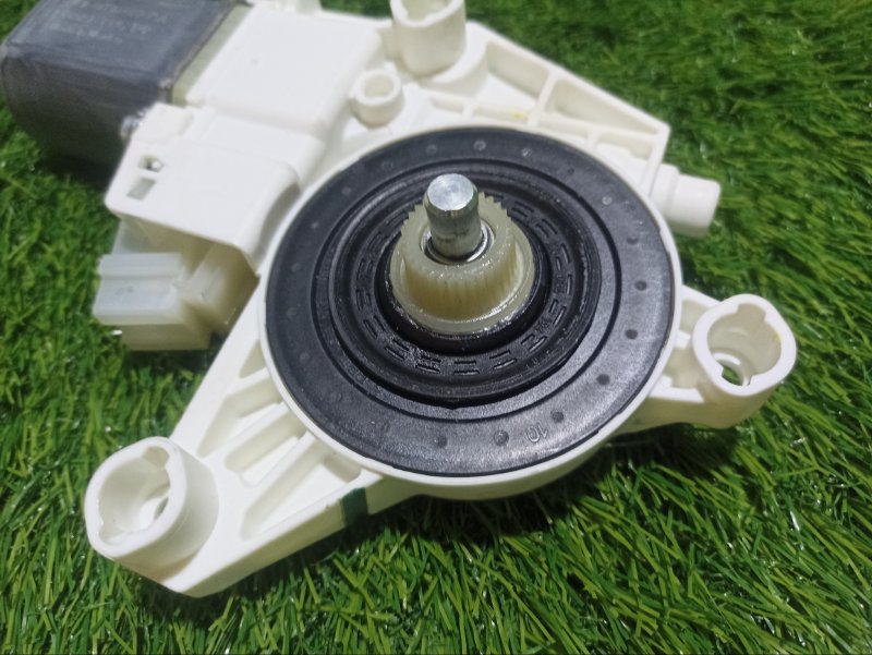 Моторчик стеклоподъемника