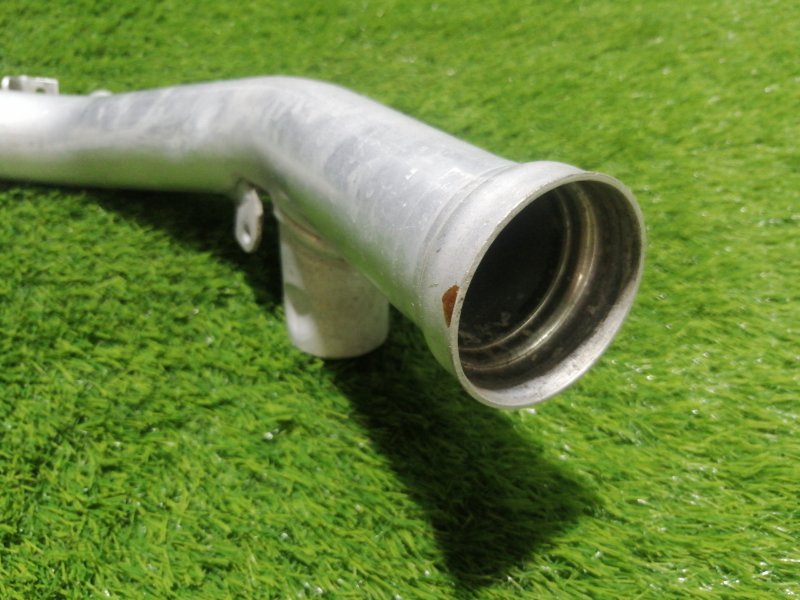 Патрубок интеркулера