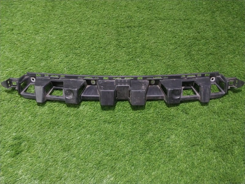 Кронштейн заднего бампера