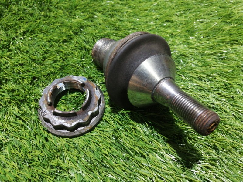 Опора шаровая нижняя