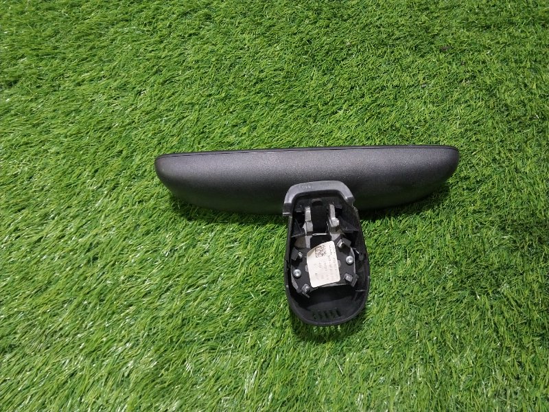 Зеркало заднего вида