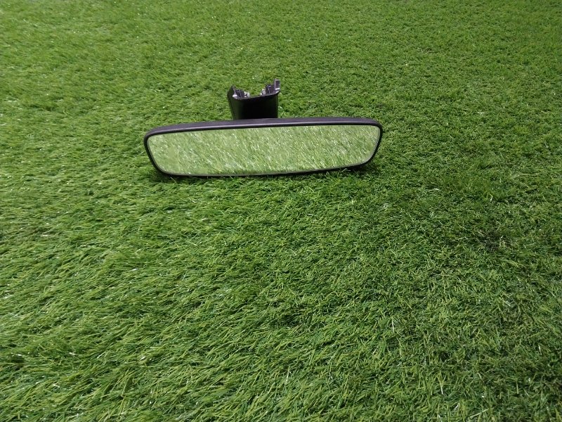 Зеркало заднего вида