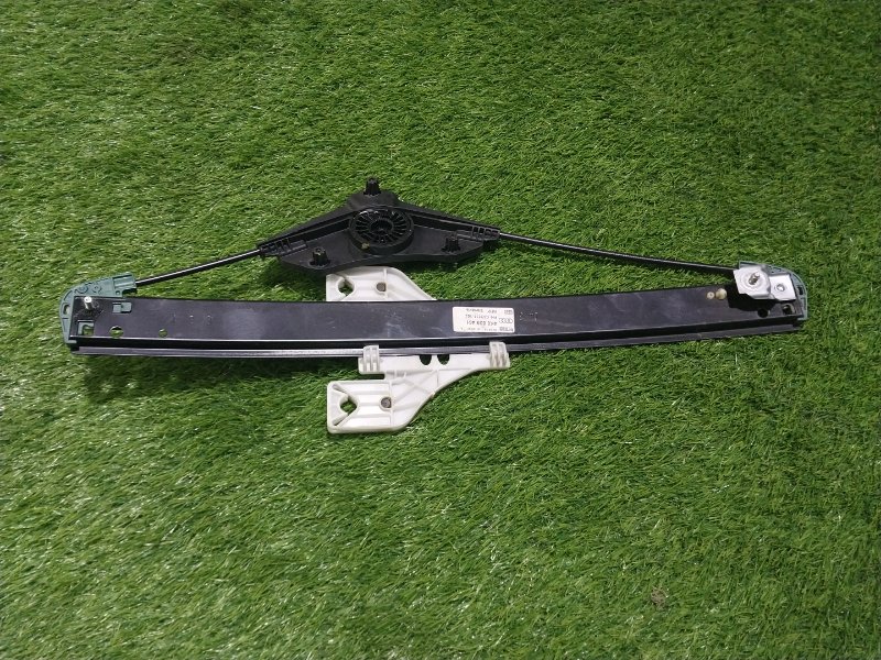 Стеклоподъемник электр. задний левый