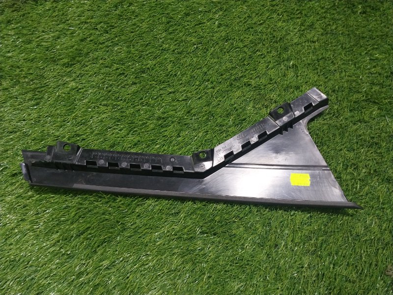 Накладка двери задней левой