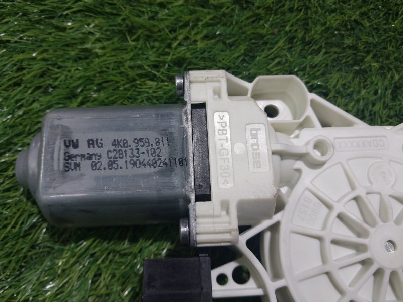 Моторчик стеклоподъемника