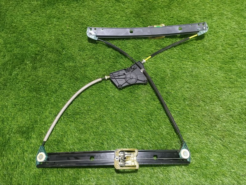 Стеклоподъемник электр. передний правый