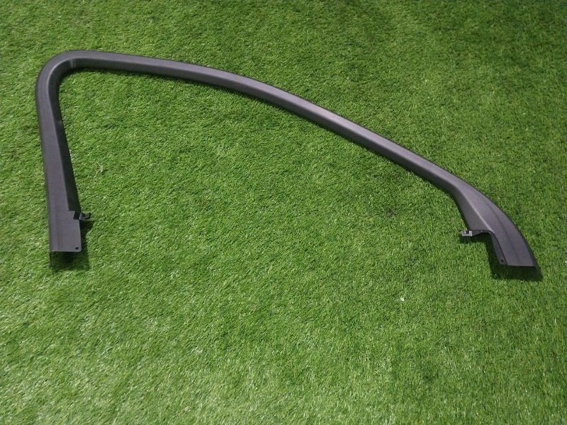 Уплотнитель двери