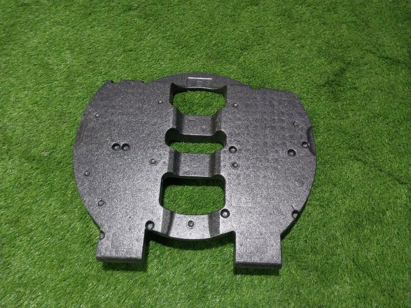 Накладка двери багажника