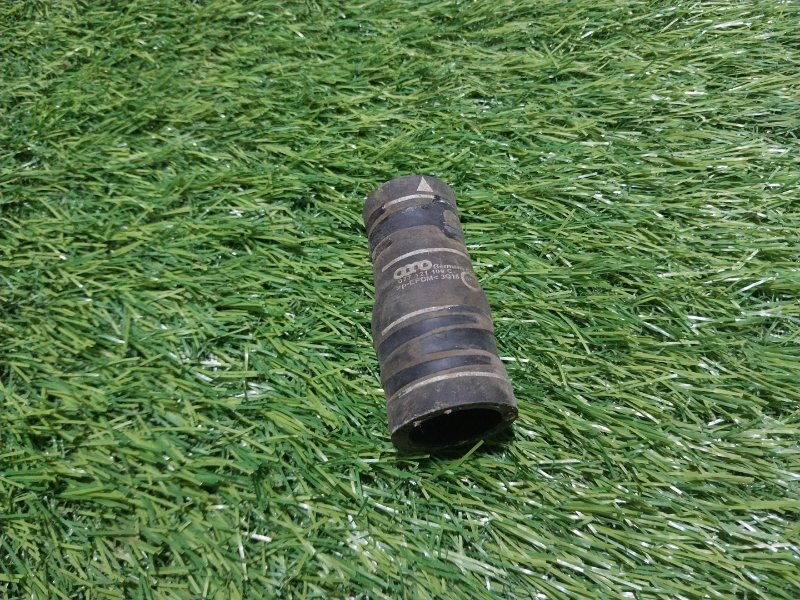 Патрубок радиатора