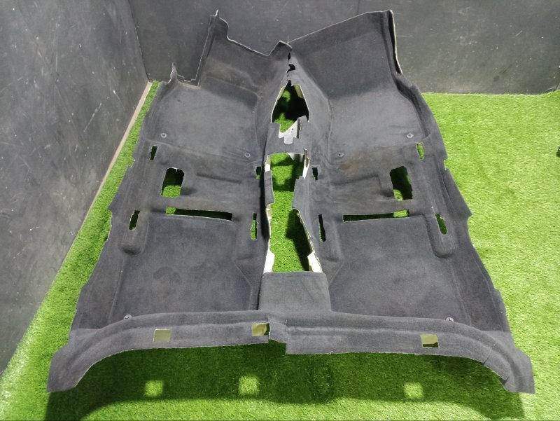 Покрытие напольное (ковролин)