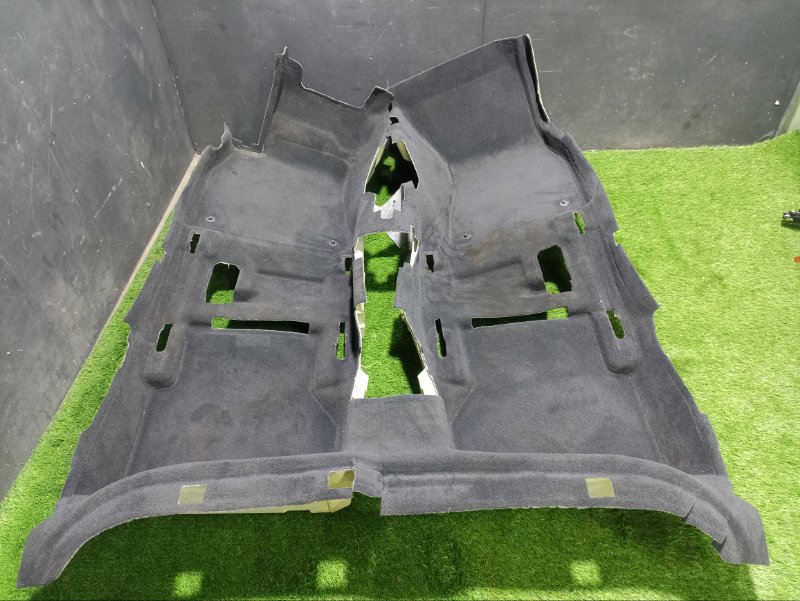 Покрытие напольное (ковролин)