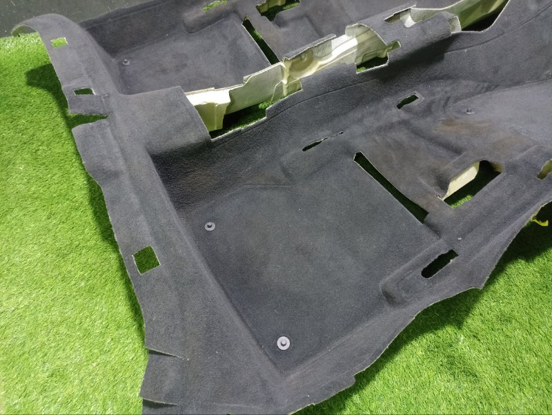 Покрытие напольное (ковролин)